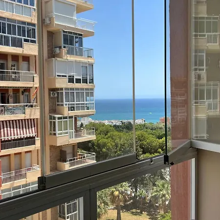 Vista A La Playa, Cerca Del Centro Con Piscina Benalmadena